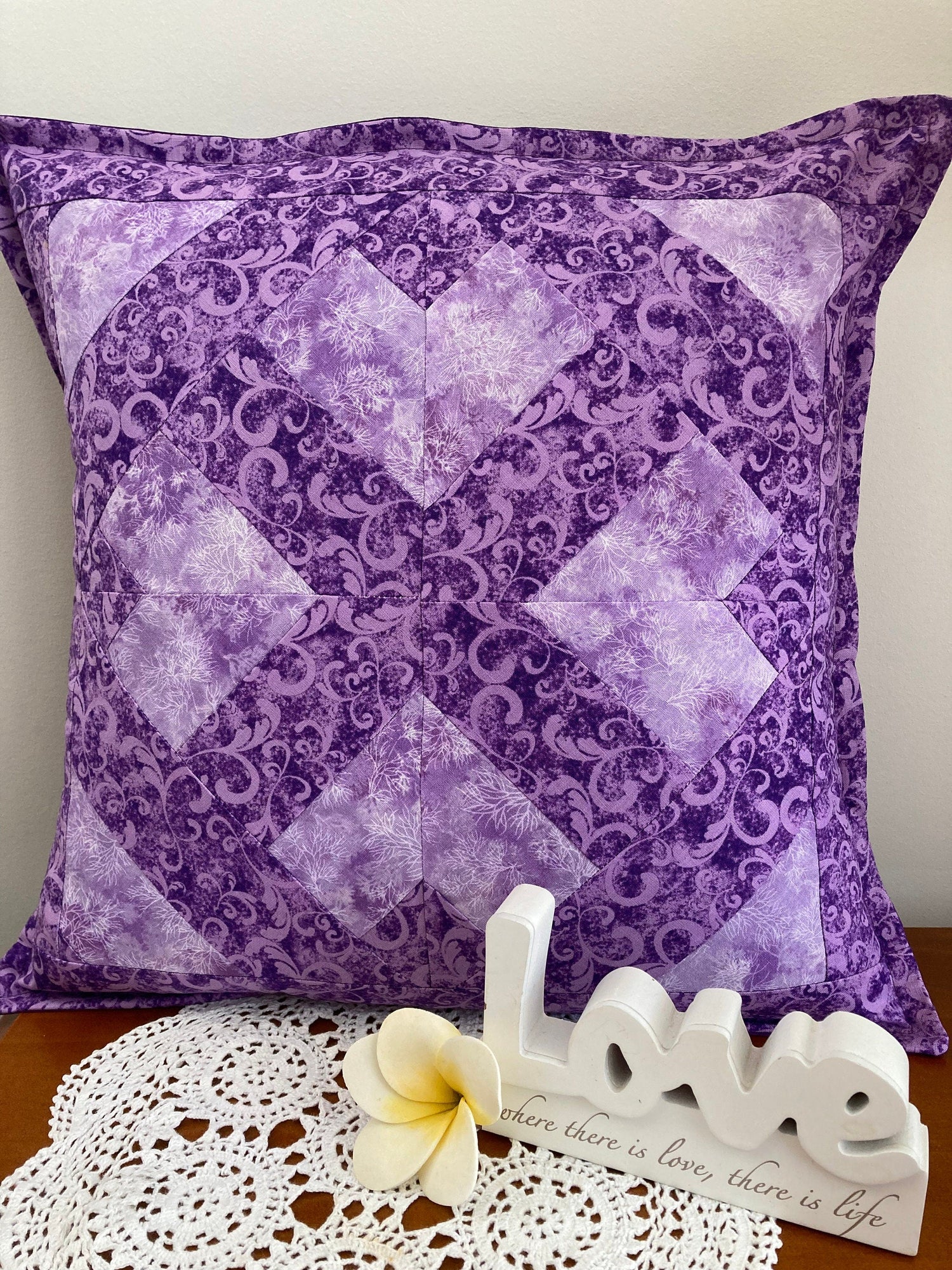 Quilts, Throws & Cushions