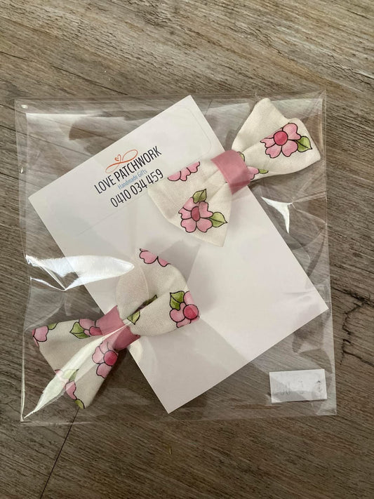 Hair Bows & Clips - Set of 2 (Pink Floral)