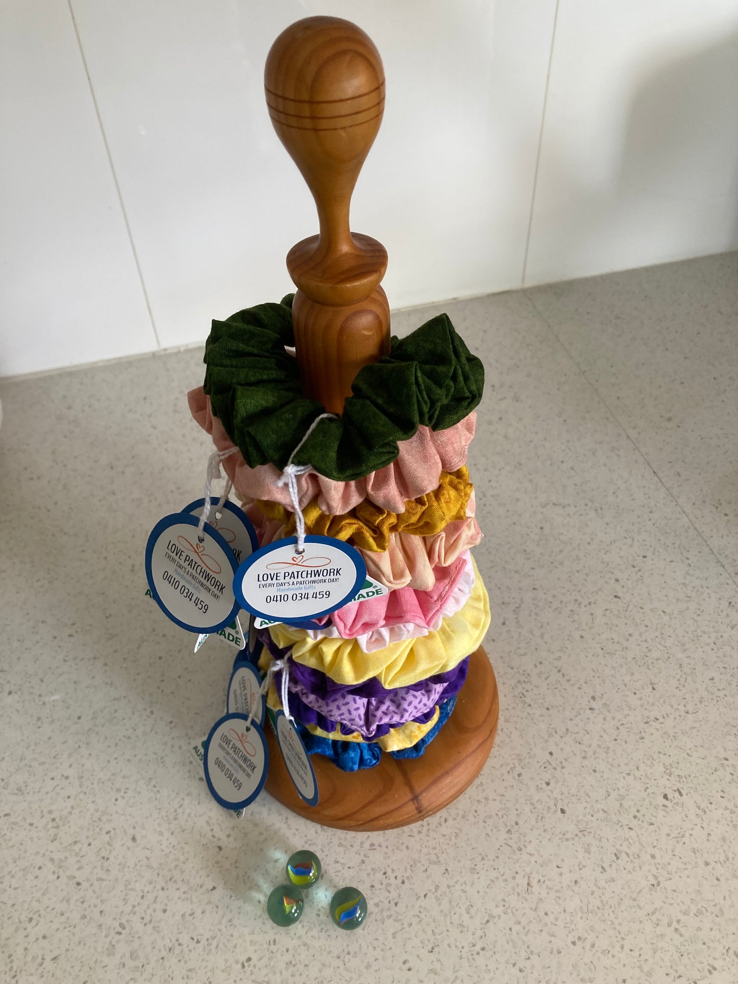 Discreet Fidget - Wrist Hair Scrunchie (Pink)