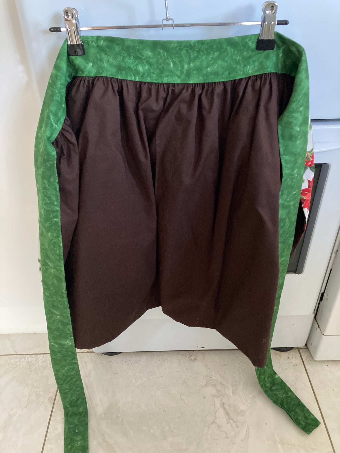 Christmas Waist Apron - Reversible Festive Hostess Gift