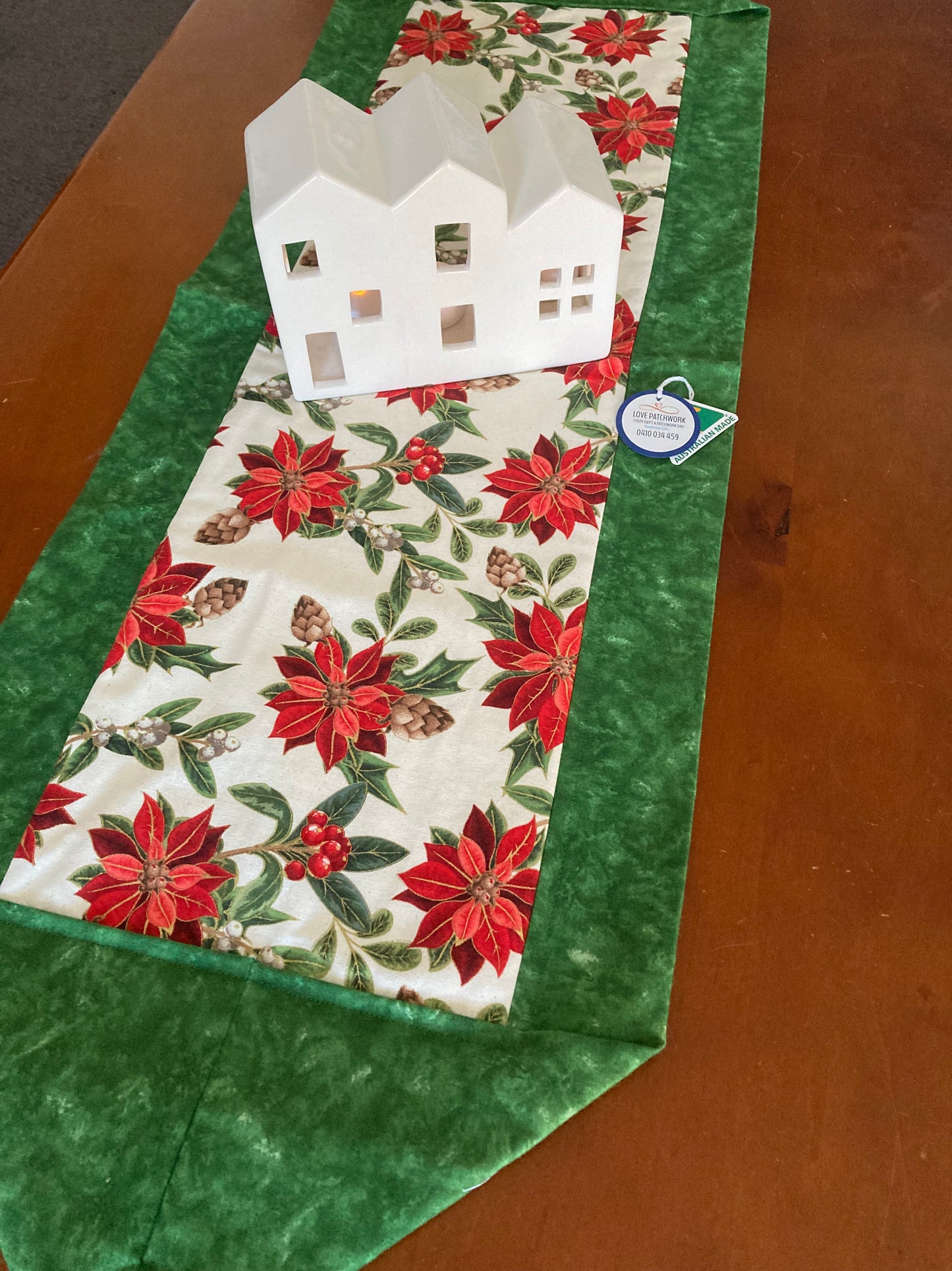 Table Runner - Christmas (Poinsettia design)