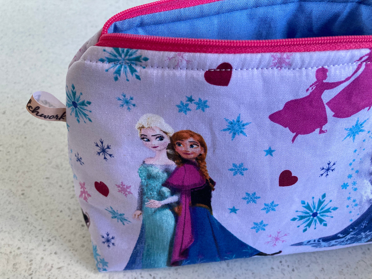 Frozen Character Print Zipper Pouch