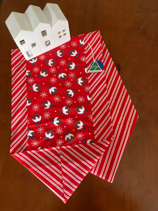 Table Runner - Christmas Candy Stripe & Pudding design
