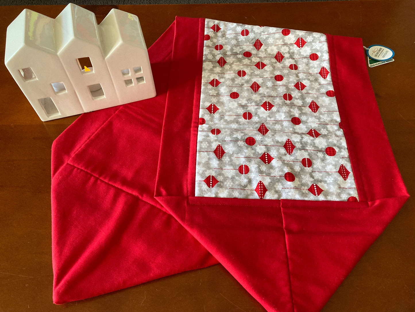 Table Runner - Christmas (Baubles design)